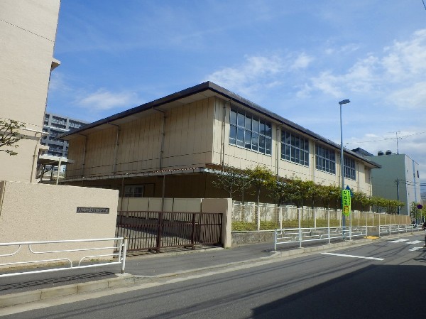 川崎小学校(学校教育目標　~いい表情の子~　よく考える子　思いやりのある子　健康でたくましい子　やりぬく子)