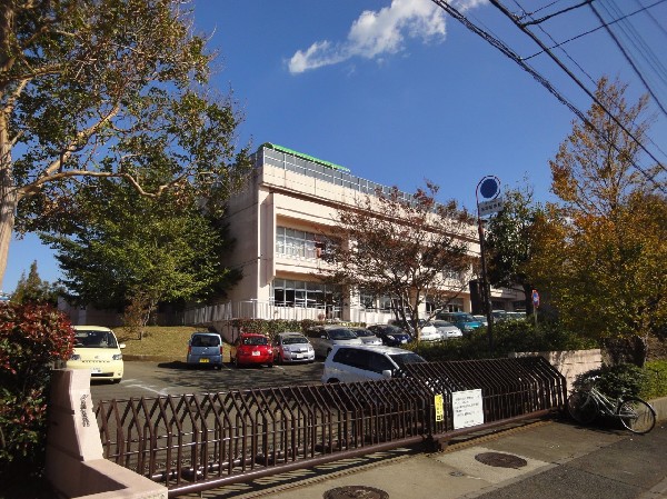 横浜市立中川西中学校(成長の過程でより濃い時間を過ごす3年間。ここで過ごす時間は、お子様にとって、とても大切な思い出となるはずです。)