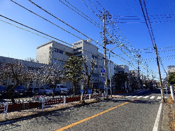 日吉台中学校(自ら学び続ける生徒(知)自ら考え、判断し、公道する生徒自他の人権を尊重する生徒健康でたくましく生きる生徒社会の一員としての責任を果たす生徒)