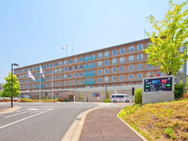 新百合ヶ丘総合病院(総合病院なので診療科目は各科あり。内科、外科、産婦人科、麻酔科、歯科口腔外科、小児科、眼科、泌尿器科、耳鼻咽喉科、救急科、皮膚科。)