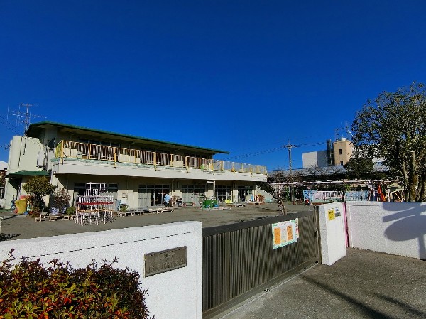 南いくた保育(昭和54年開設の川崎市運営、認可保育所。0歳児～5歳児までの定員90名で、月曜日~土曜日の7時30分～18時30分まで。延長保育もあり。)