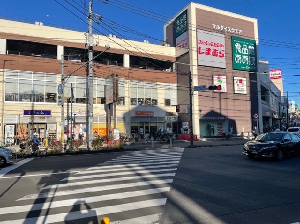 食品館あおば中山店(「地域一番・地域密着」を目指すスーパー。営業時間は10～20時。建物内に飲食店、しまむらがあり便利。)