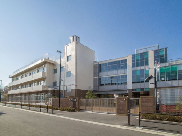 府中市立府中第五中学校