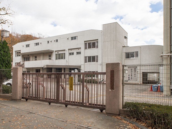 府中市立府中第七中学校